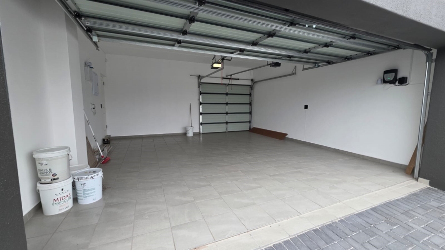 4 Bedroom Property for Sale in Sandown Western Cape